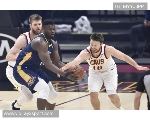 文班卡斯尔全力训练状态回暖前者缺阵对抗鹈鹕后者出战存疑